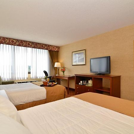 Clarion Hotel Airport Портленд Экстерьер фото