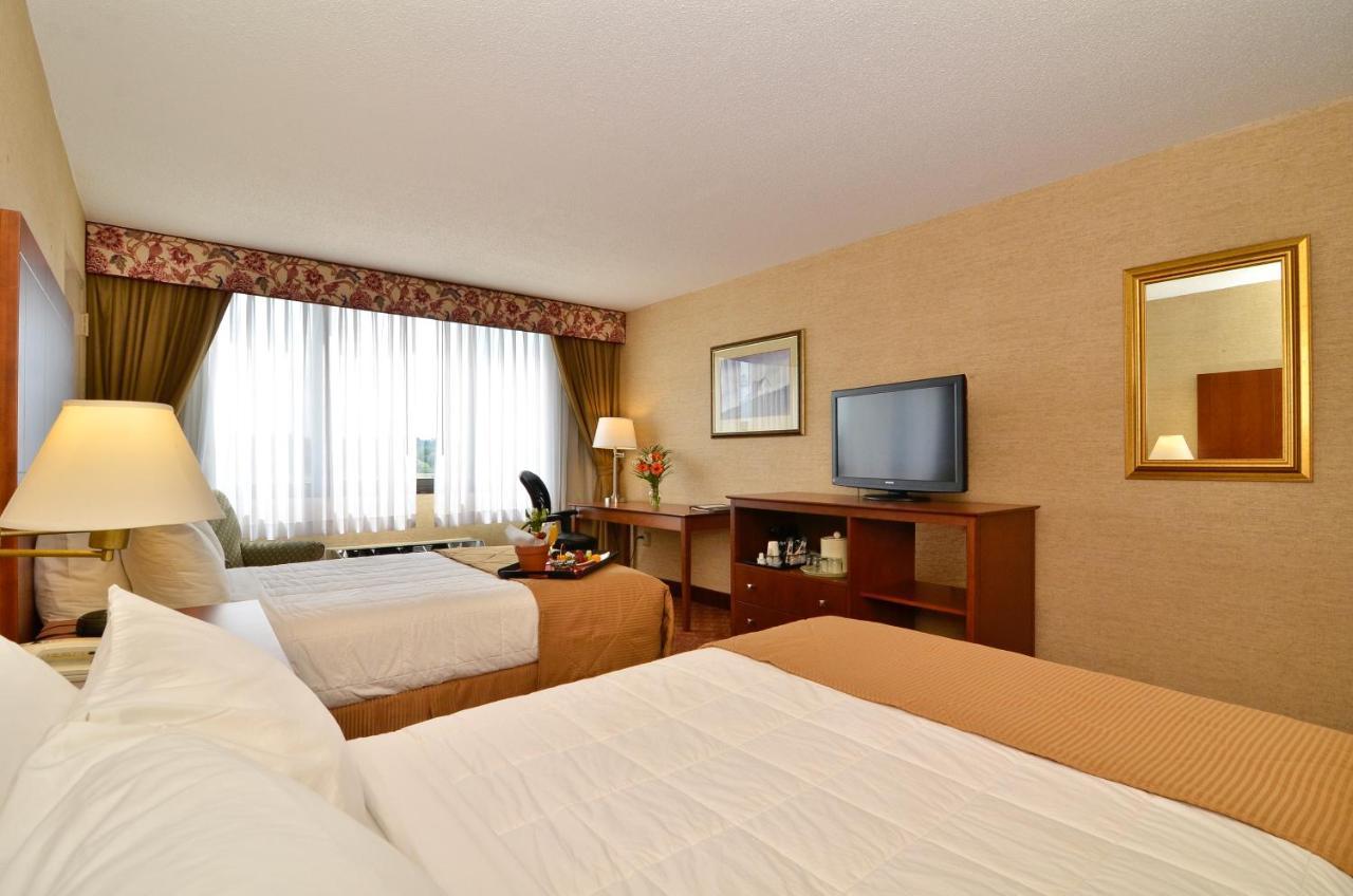 Clarion Hotel Airport Портленд Экстерьер фото