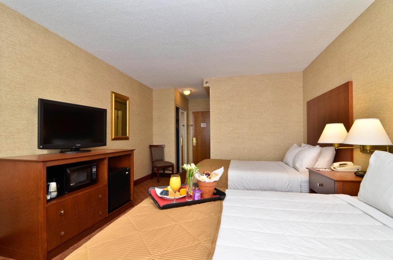 Clarion Hotel Airport Портленд Экстерьер фото