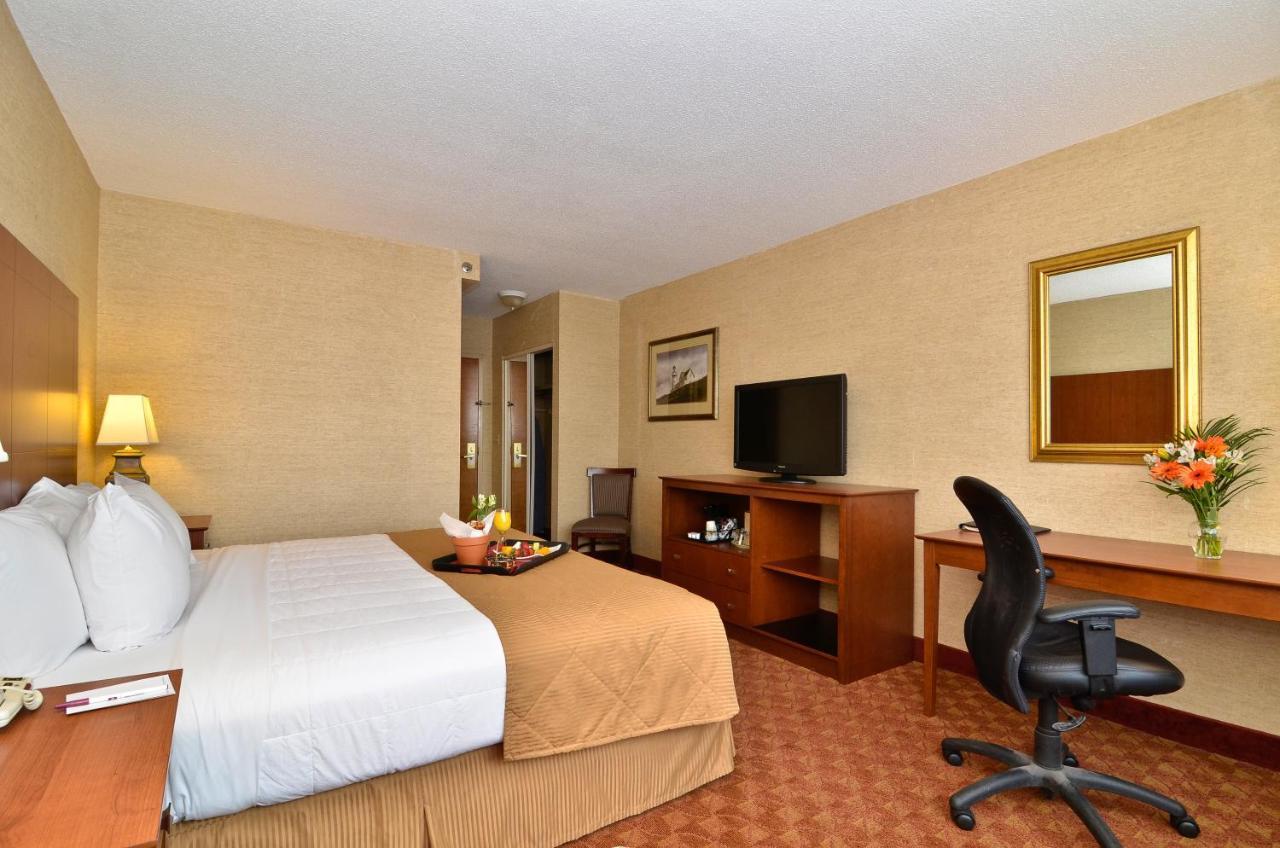 Clarion Hotel Airport Портленд Экстерьер фото