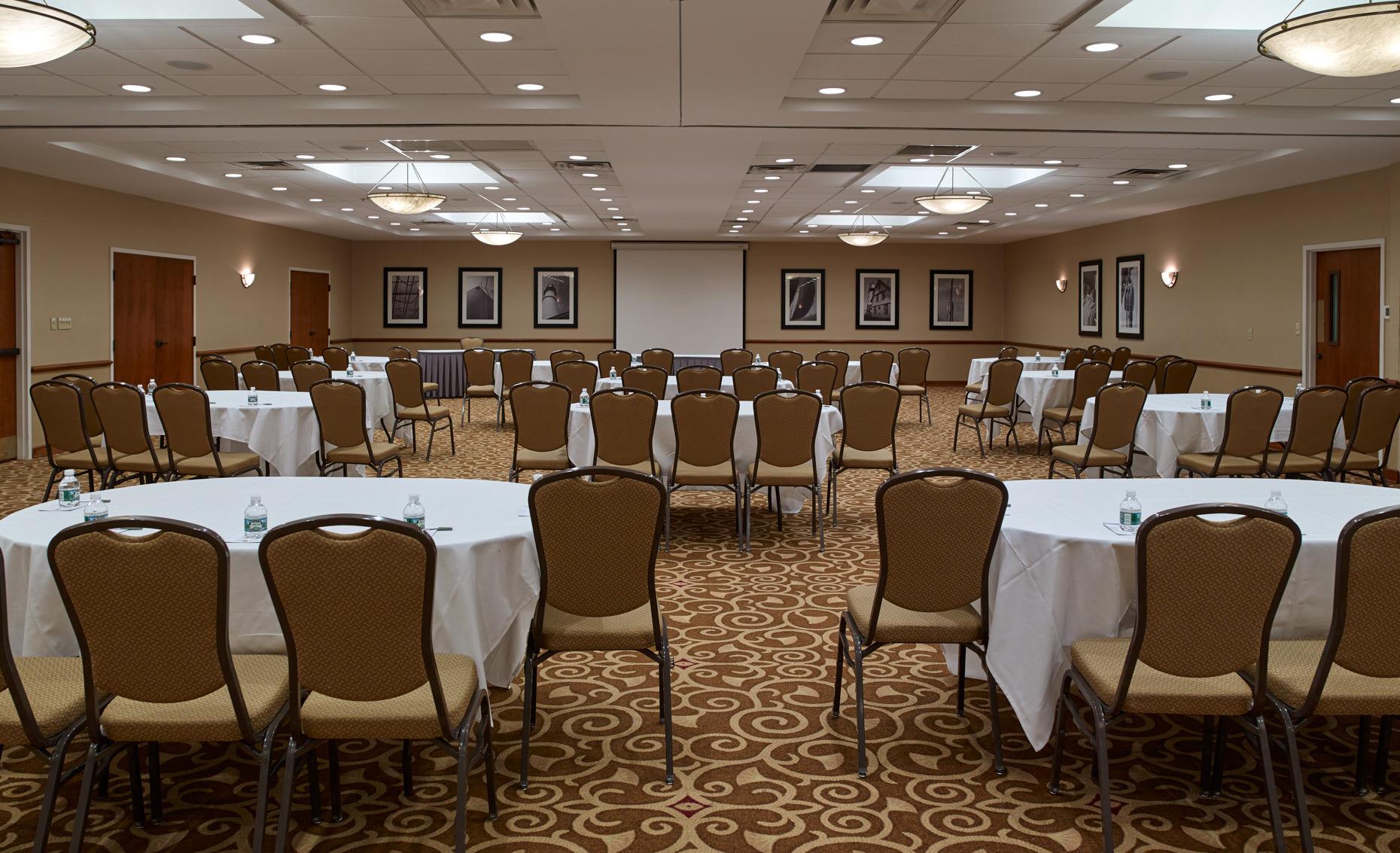Clarion Hotel Airport Портленд Экстерьер фото