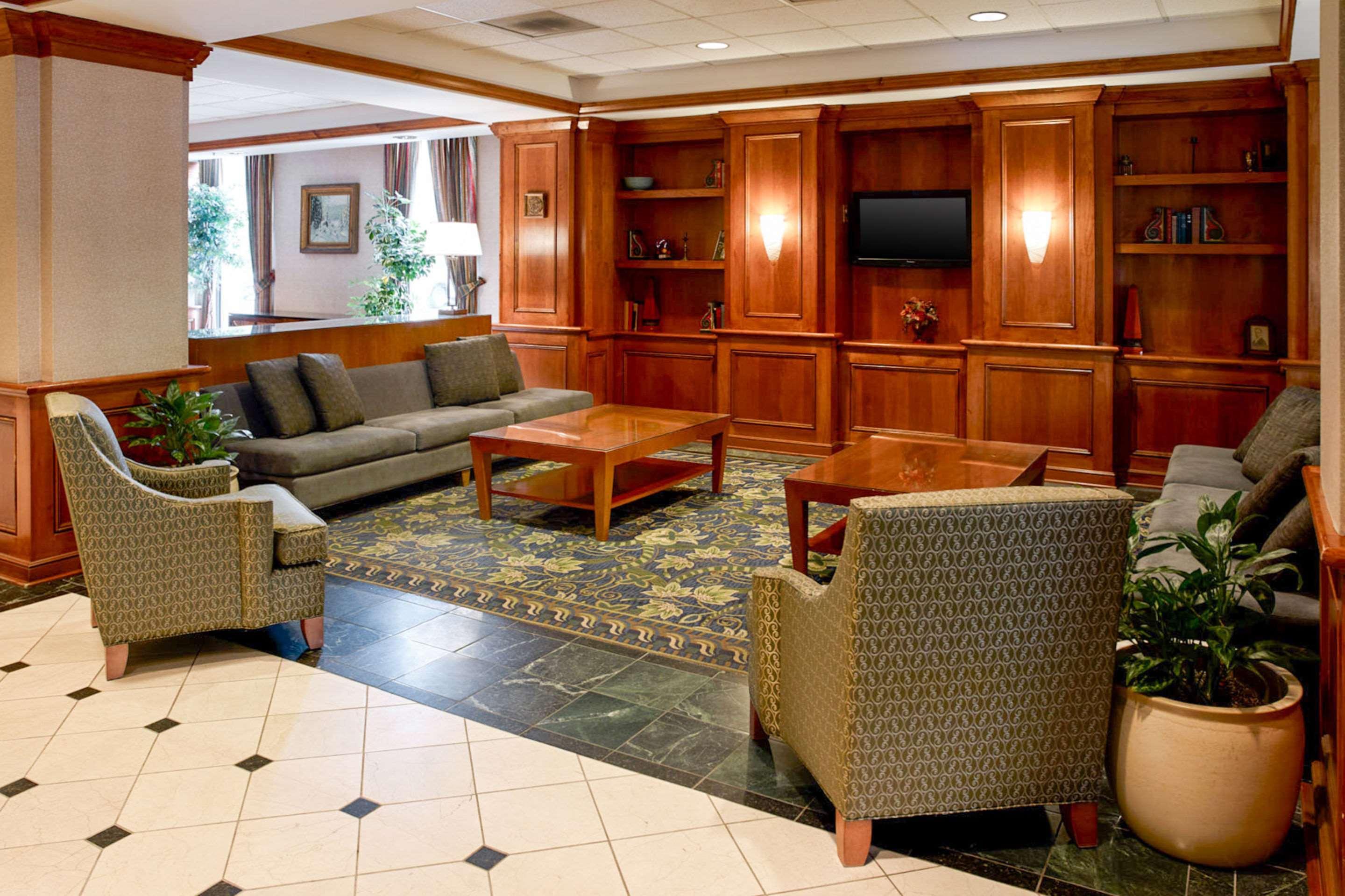 Clarion Hotel Airport Портленд Экстерьер фото