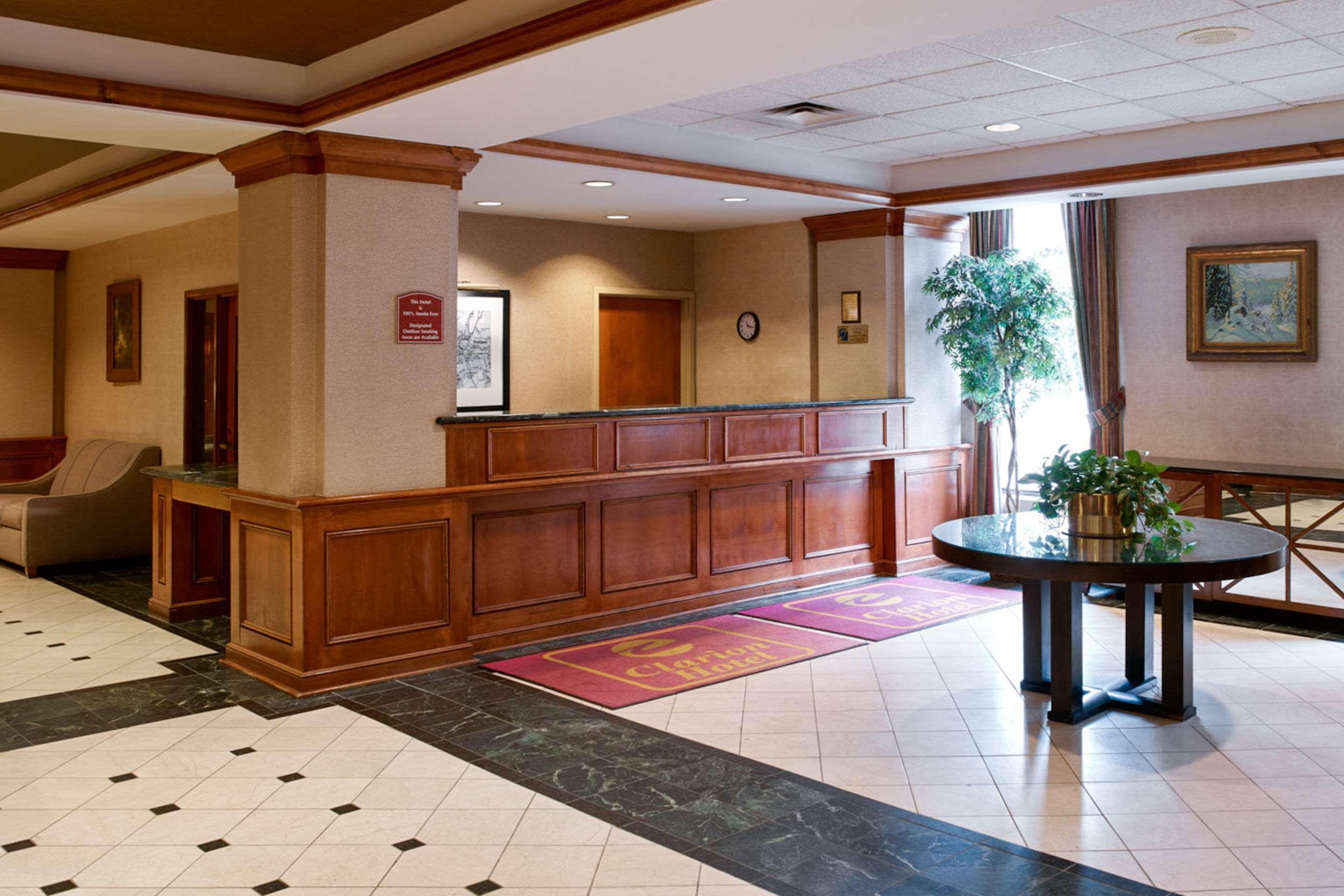 Clarion Hotel Airport Портленд Экстерьер фото