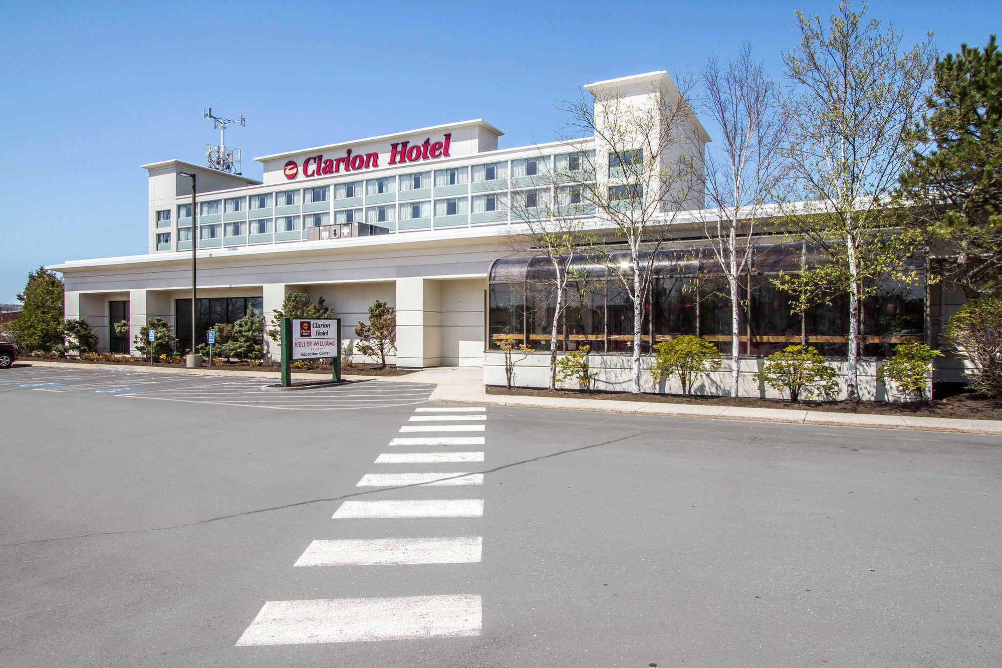 Clarion Hotel Airport Портленд Экстерьер фото